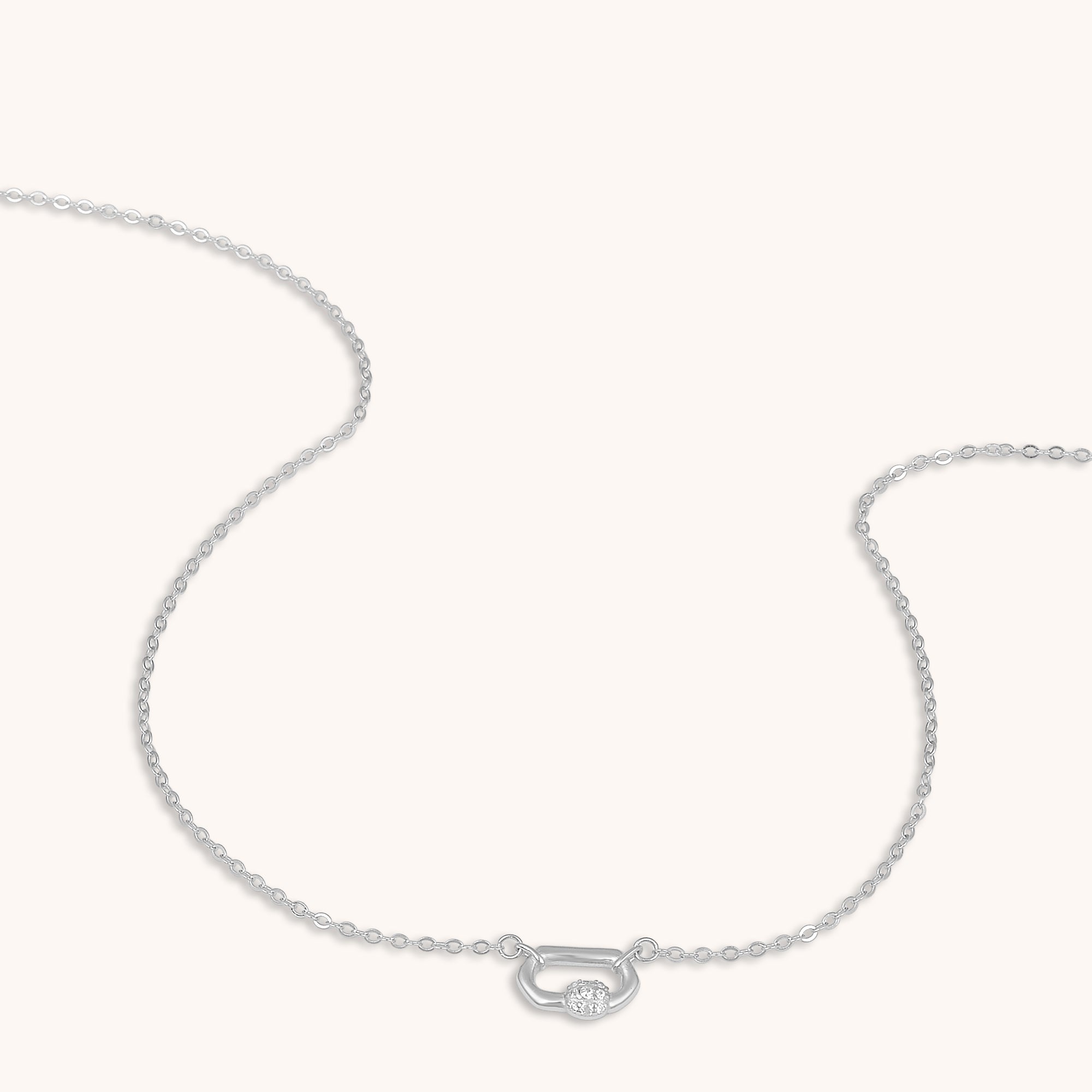 Solitude Bond Sapphire Necklace Silver